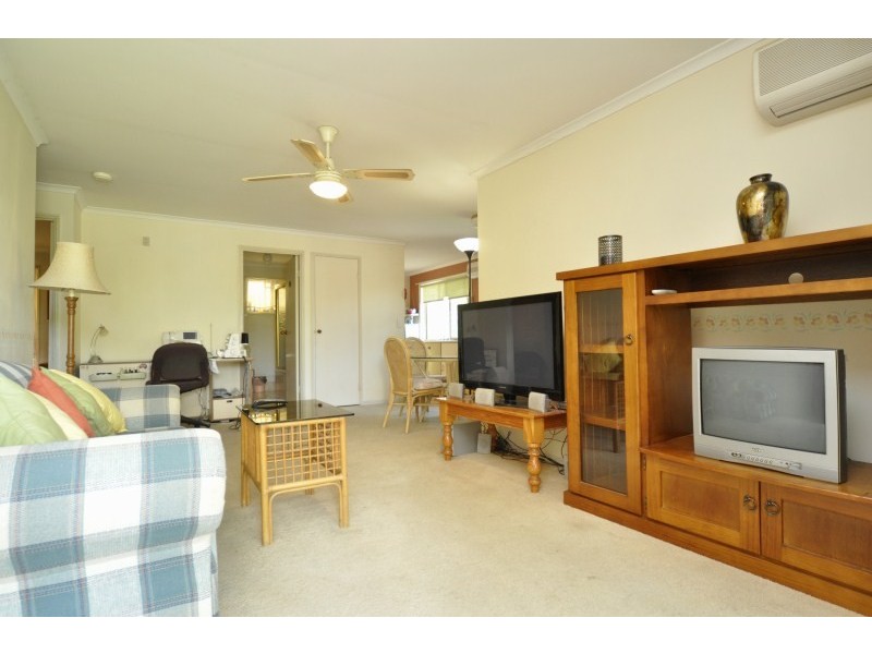 1/5 Jupiter Close, Labrador QLD 4215
