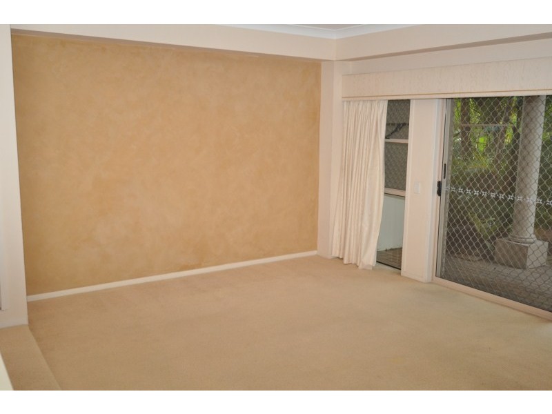 30/5 Bronberg Court, Southport QLD 4215