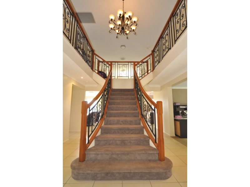 42 Salvado Drive, Pacific Pines QLD 4211