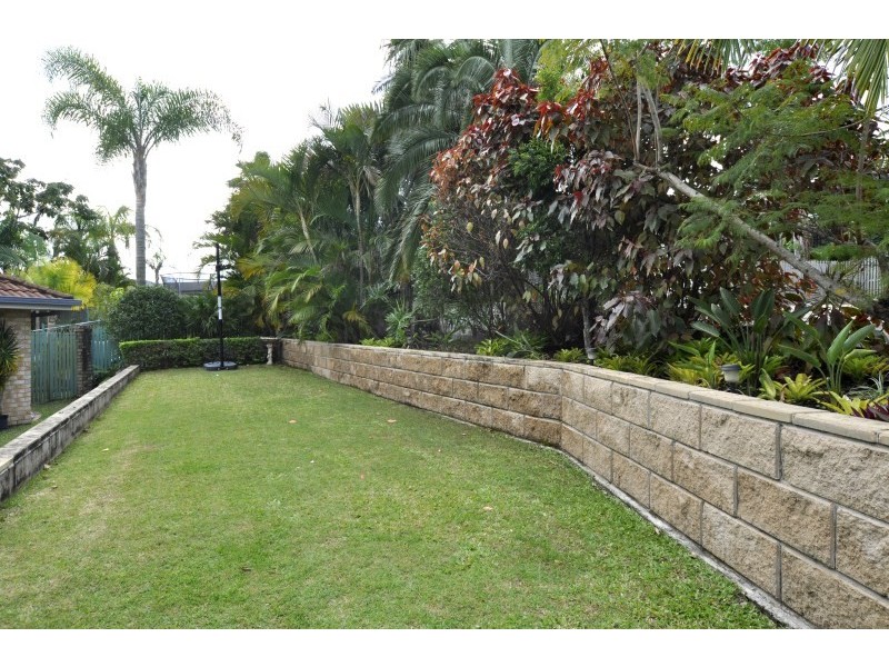 14 Yarraglen Place, Parkwood QLD 4214