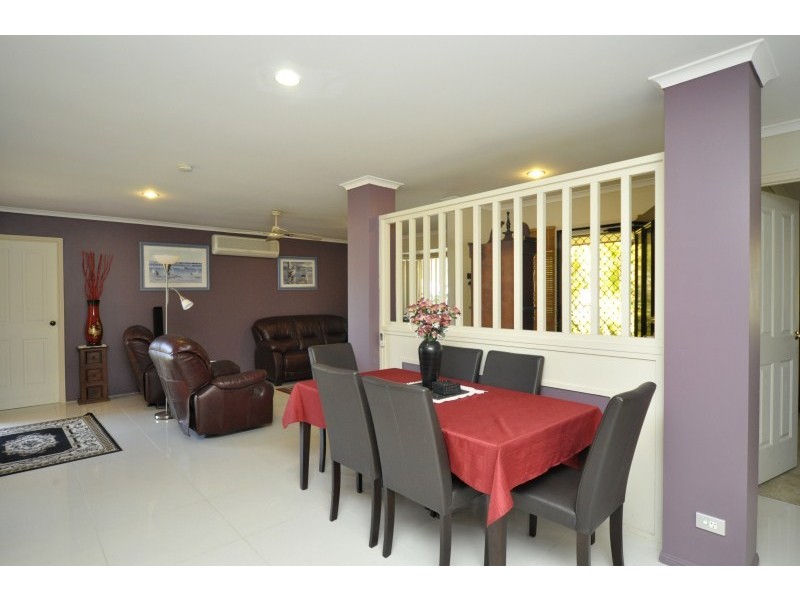 1 Strathalbyn Court, Parkwood QLD 4214