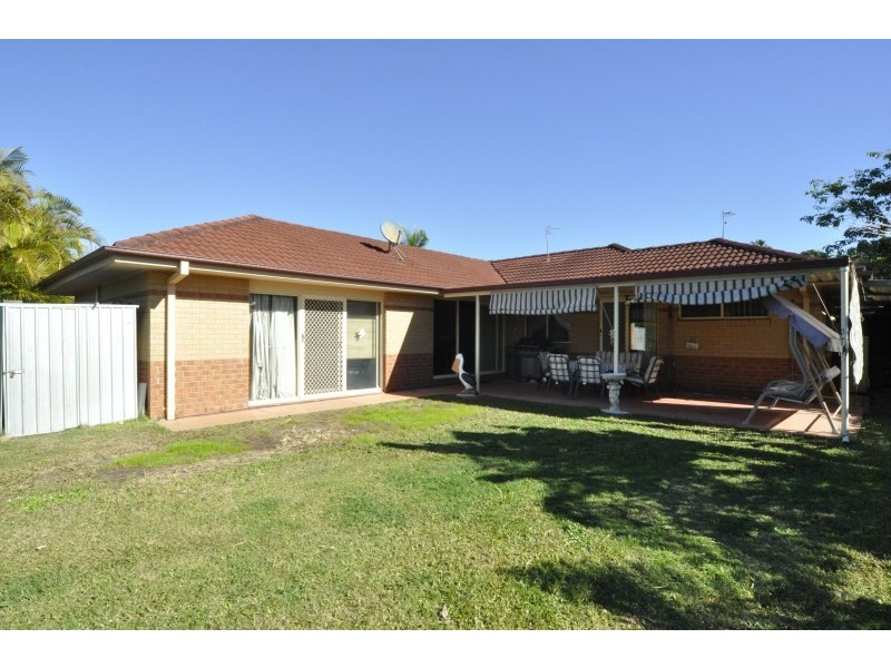 1 Strathalbyn Court, Parkwood QLD 4214