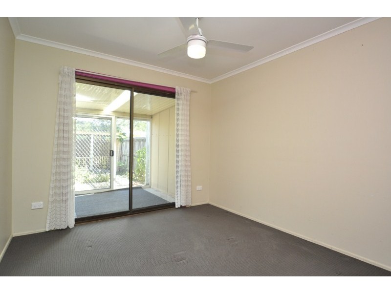 1/146 Kumbari Avenue, Labrador QLD 4215