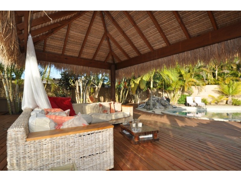 3 Waterwood Court, Arundel QLD 4214