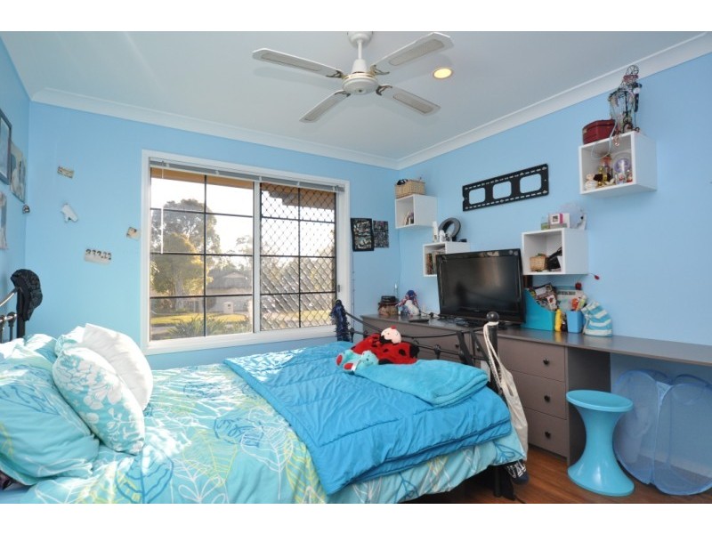 3 Waterwood Court, Arundel QLD 4214