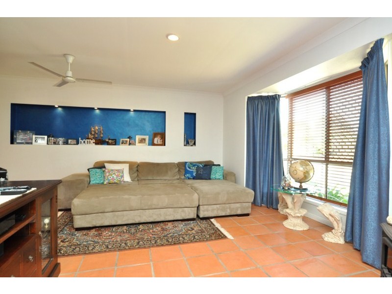 5 Alcott Court, Parkwood QLD 4214