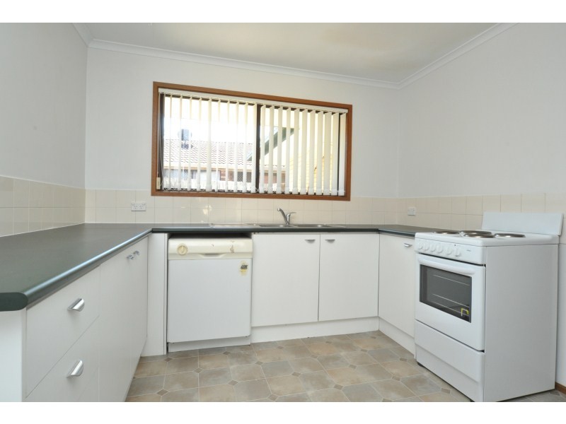 2/3 Botanical Drive, Labrador QLD 4215