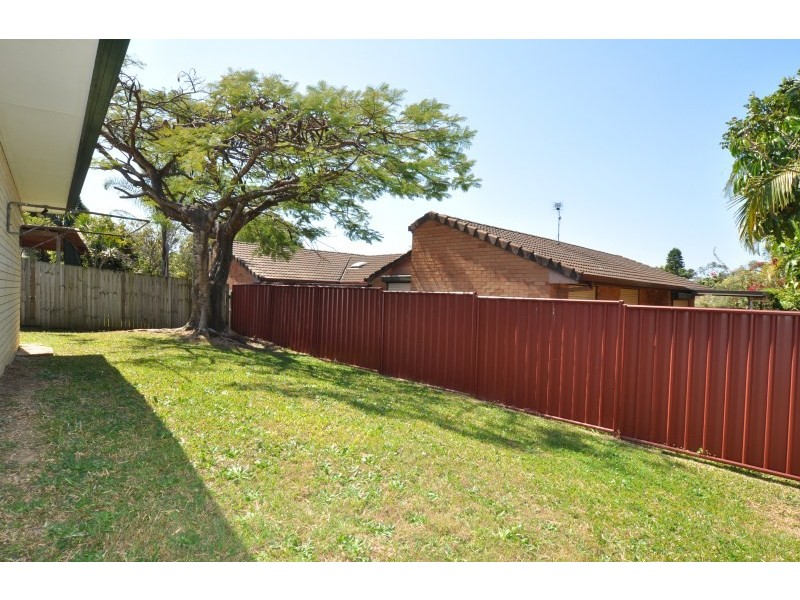 2/3 Botanical Drive, Labrador QLD 4215