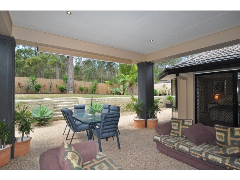 113 Arun Drive, Arundel QLD 4214