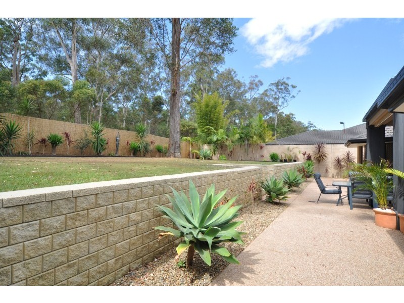 113 Arun Drive, Arundel QLD 4214