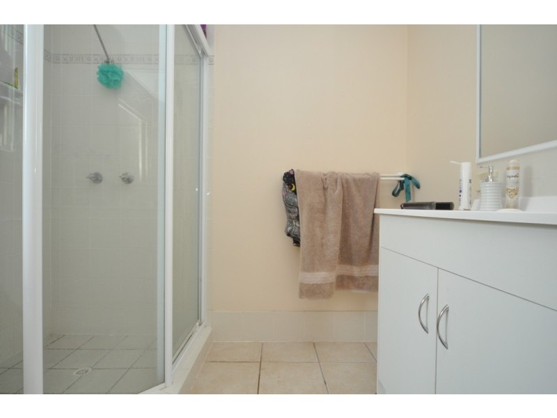 17 Buddy Holly Close, Parkwood QLD 4214