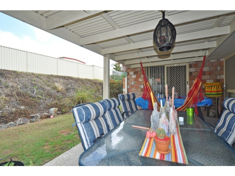 17 Buddy Holly Close, Parkwood QLD 4214
