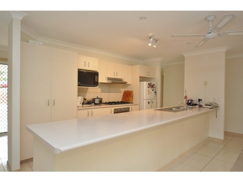 12 Alcott Court, Parkwood QLD 4214