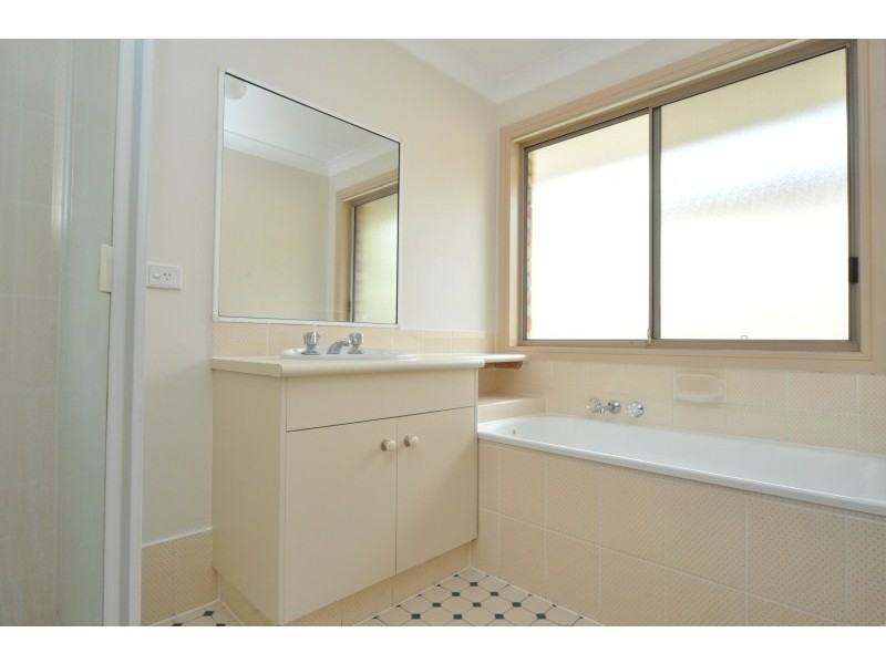 12 Alcott Court, Parkwood QLD 4214