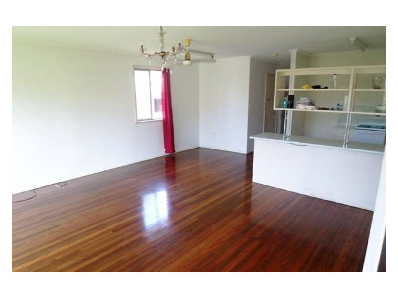 150 Turpin Road, Labrador QLD 4215
