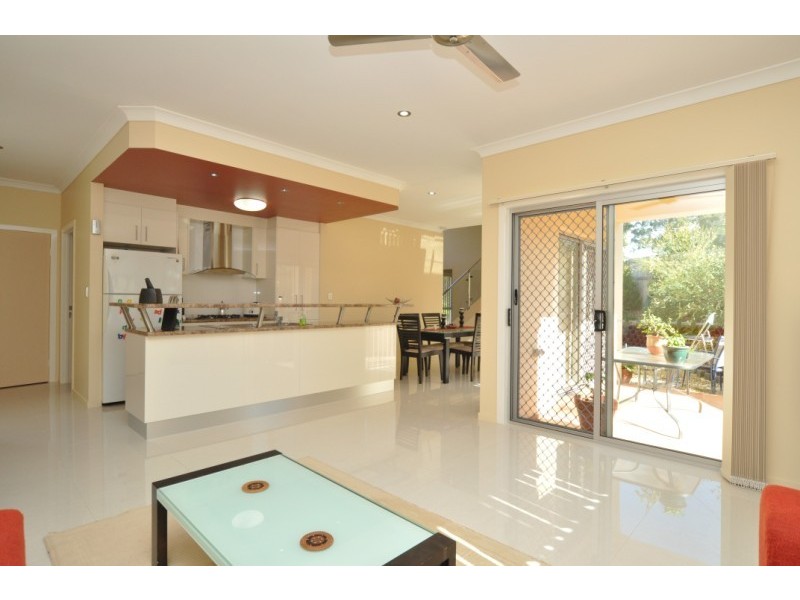 64B Kumbari Close, Southport QLD 4215