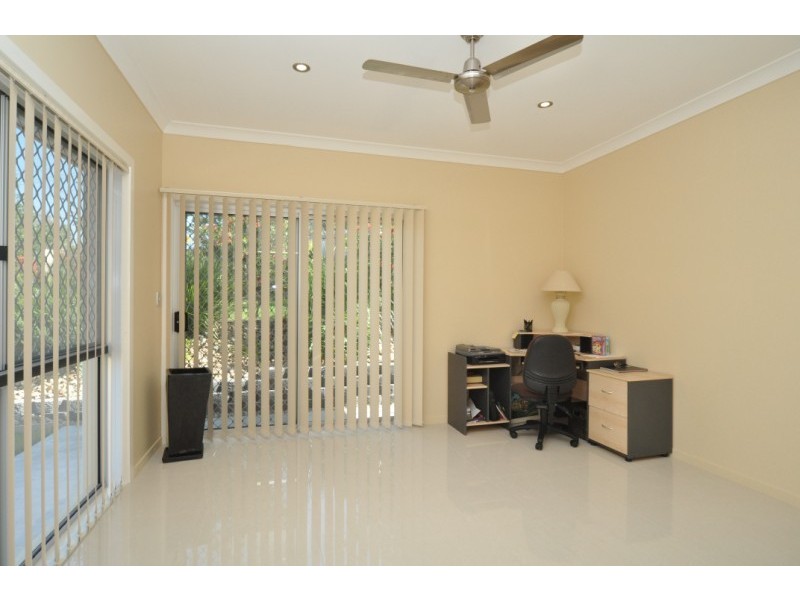 64B Kumbari Close, Southport QLD 4215