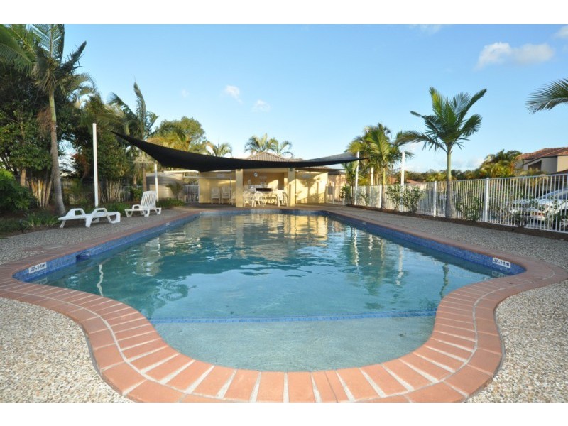 9/113 Arundel Drive, Arundel QLD 4214