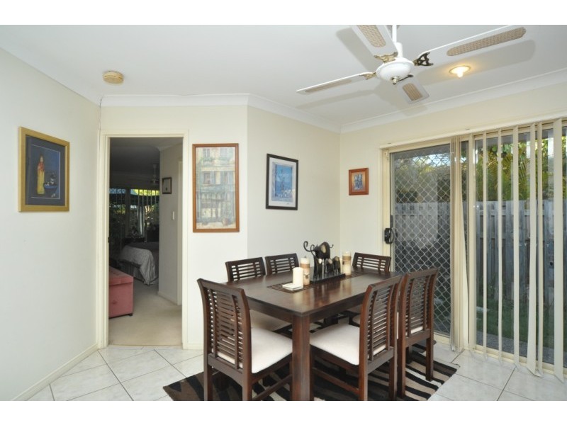 9/113 Arundel Drive, Arundel QLD 4214