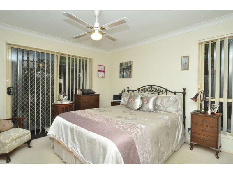 9/113 Arundel Drive, Arundel QLD 4214