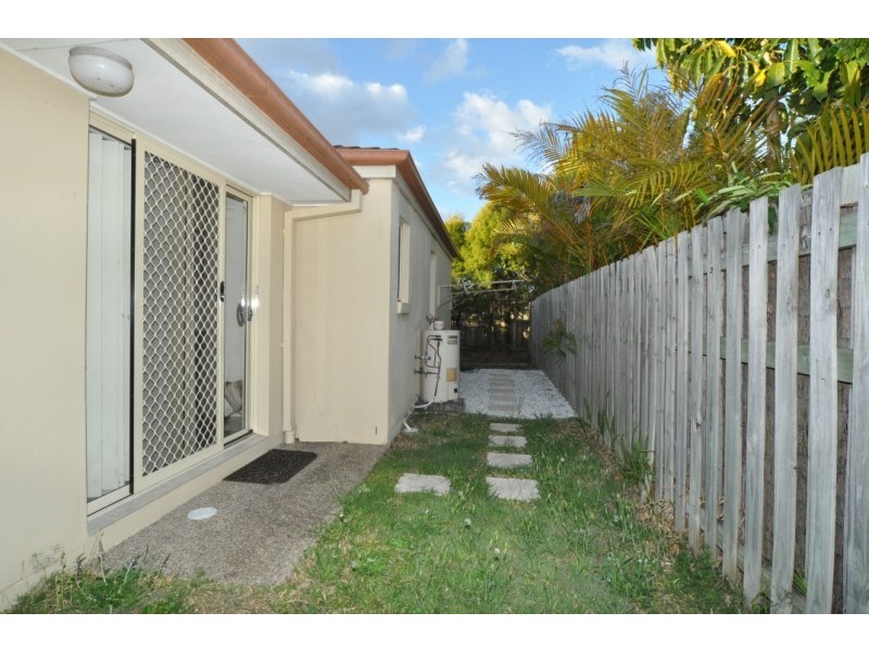 9/113 Arundel Drive, Arundel QLD 4214