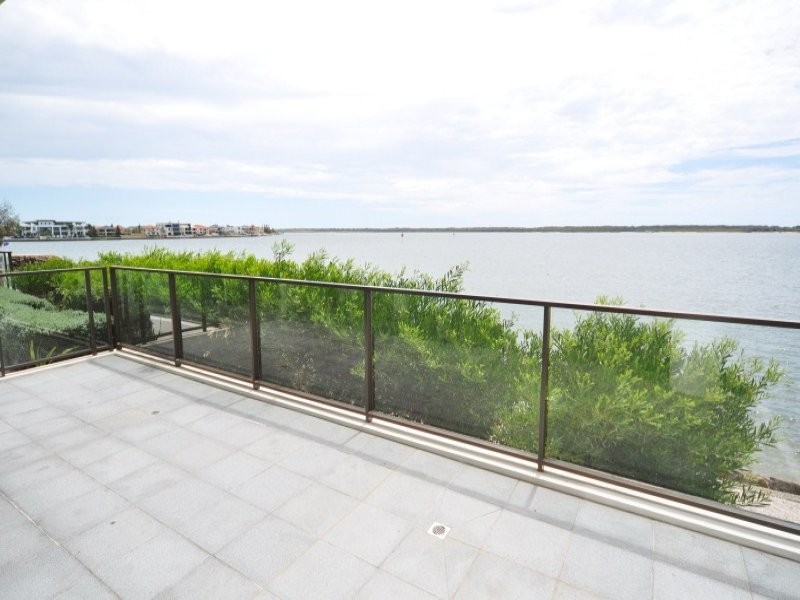 26106 Ephraim Island Broadwater Pecinct, Ephraim Island QLD 4216