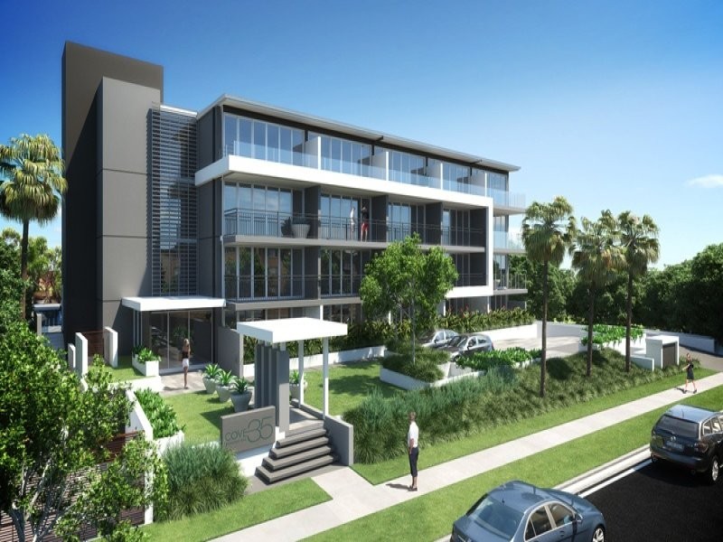 33 Madang Crescent, Runaway Bay QLD 4216