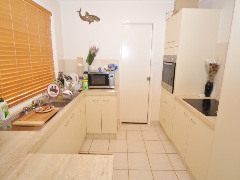 10 Singleton Court, Helensvale QLD 4212