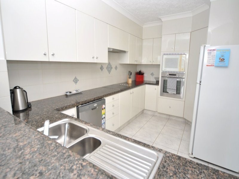 13/41 Broadwater Street, Runaway Bay QLD 4216