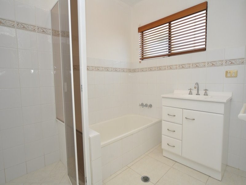 1/16 Nankeen Avenue, Paradise Point QLD 4216