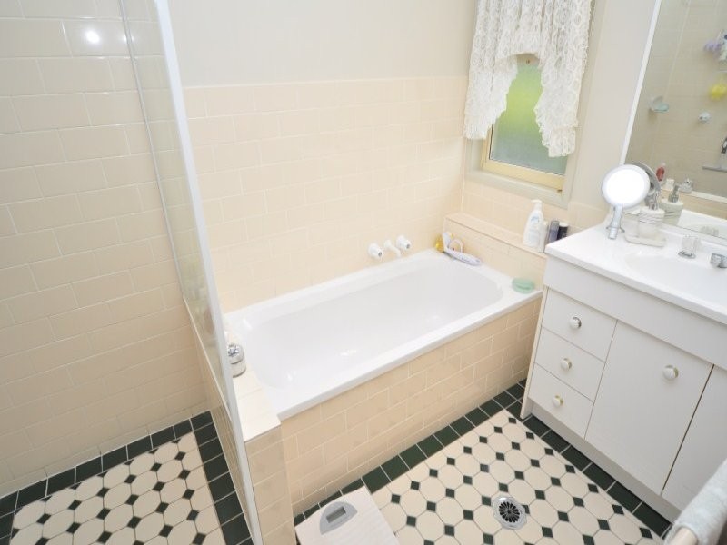 172/125 Hansford Road, Coombabah QLD 4216