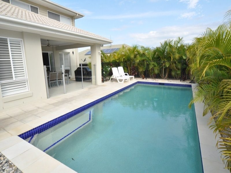 6 Redbay Street, Coomera QLD 4209