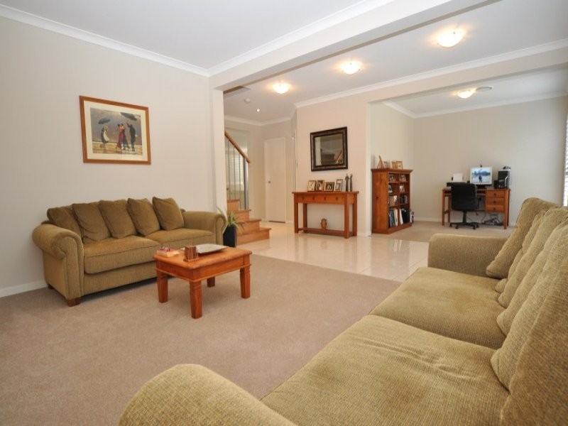 6 Redbay Street, Coomera QLD 4209