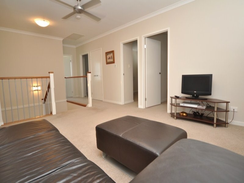 6 Redbay Street, Coomera QLD 4209