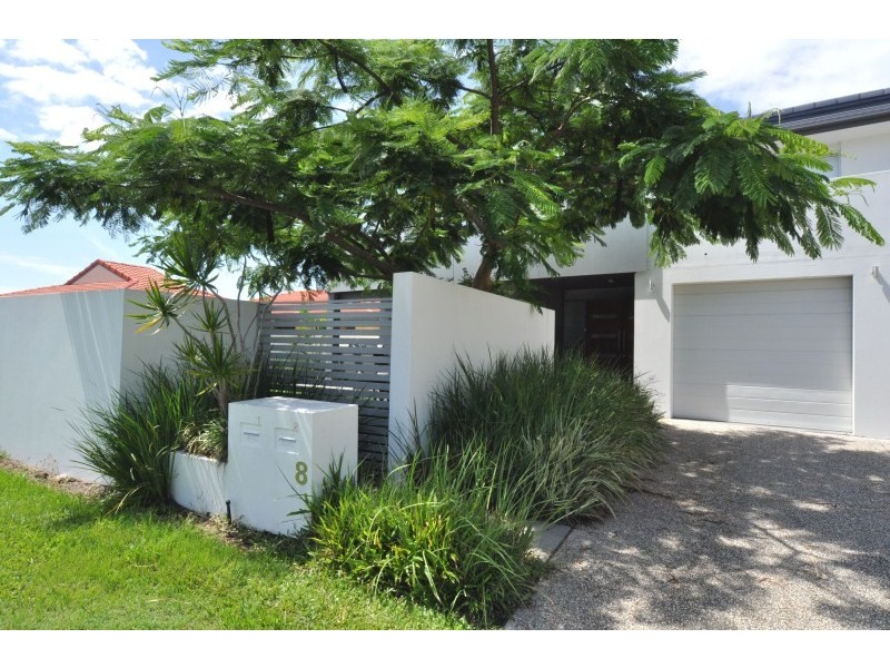 1/8 Samarai Avenue, Runaway Bay QLD 4216