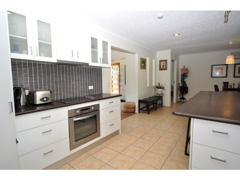 34 Doreen Drive, Coombabah QLD 4216