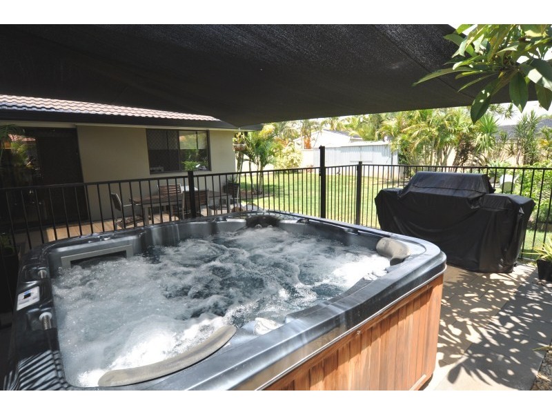 34 Doreen Drive, Coombabah QLD 4216