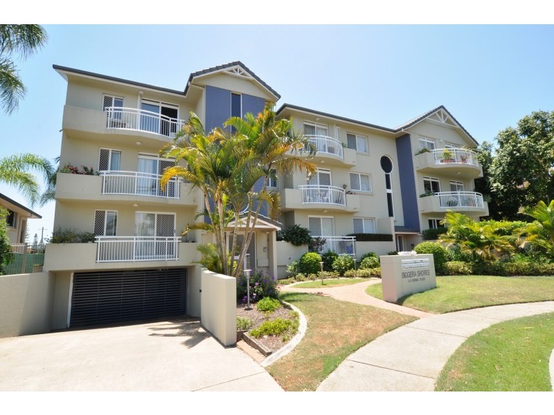 3/3 Vernia Place, Biggera Waters QLD 4216
