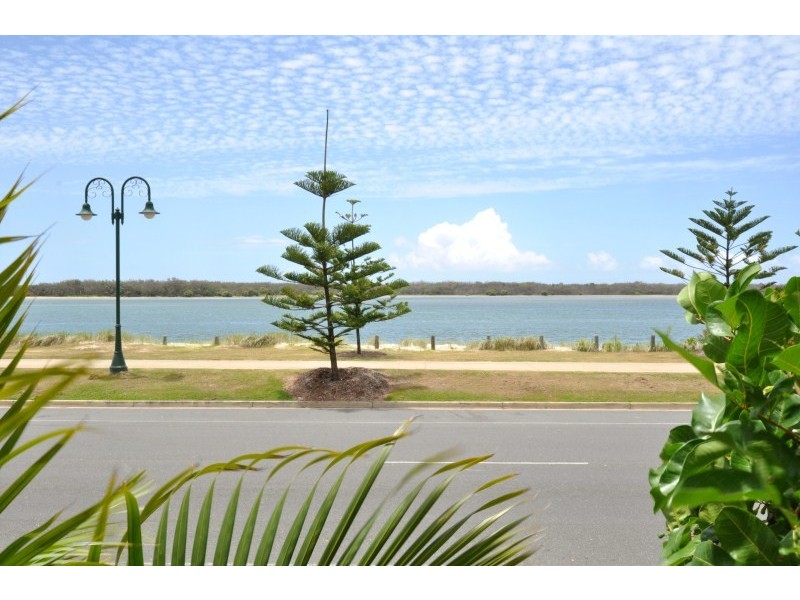 1/452 Marine Parade, Biggera Waters QLD 4216