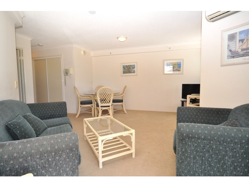 1/452 Marine Parade, Biggera Waters QLD 4216