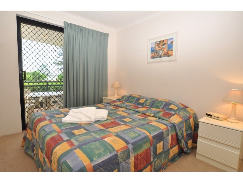 1/452 Marine Parade, Biggera Waters QLD 4216