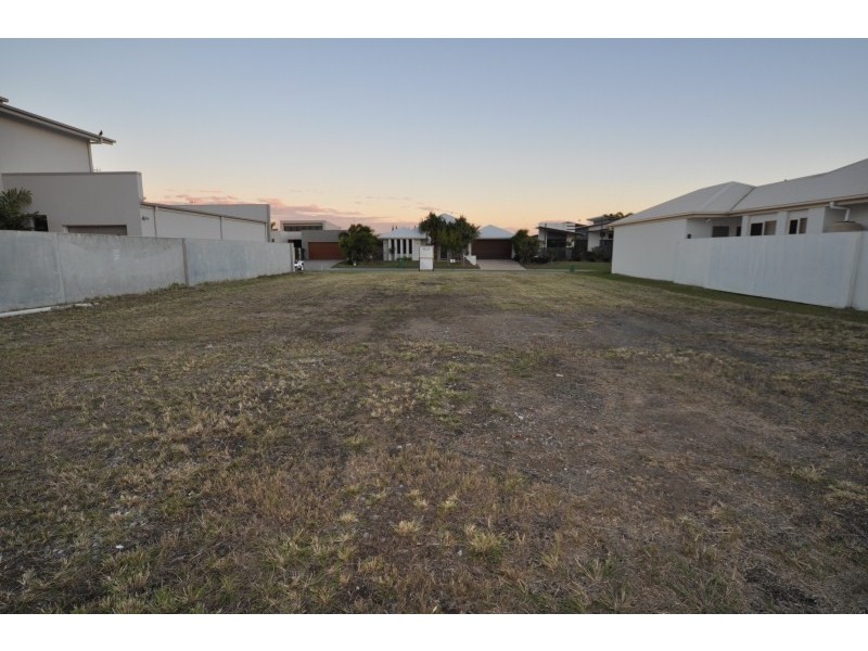 34 North Bank Court, Helensvale QLD 4212