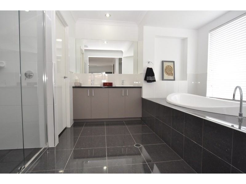 107 Ormeau Ridge Road, Ormeau QLD 4208