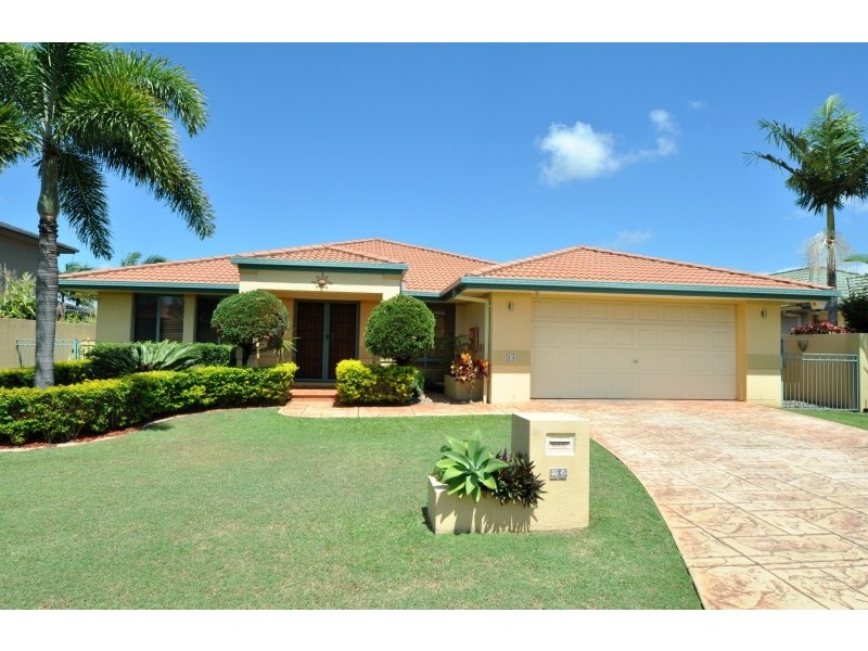 24 Eastbank Terrace, Monterey Keys QLD 4212