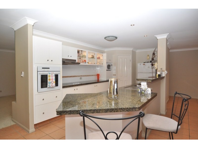 24 Eastbank Terrace, Monterey Keys QLD 4212