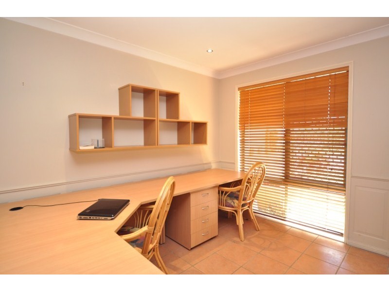 24 Eastbank Terrace, Monterey Keys QLD 4212