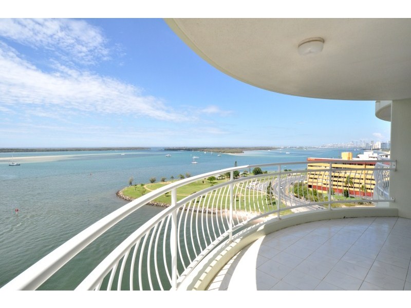 35/5 Bayview Street, Runaway Bay QLD 4216