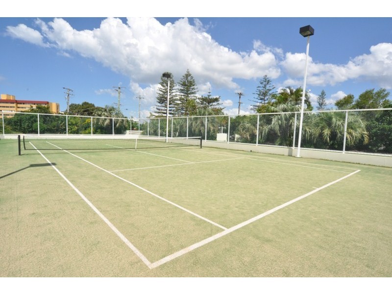 35/5 Bayview Street, Runaway Bay QLD 4216