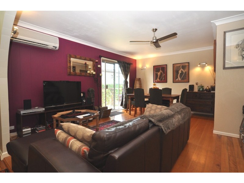 3 Thelma Avenue, Biggera Waters QLD 4216