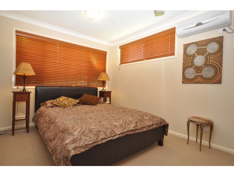 3 Thelma Avenue, Biggera Waters QLD 4216